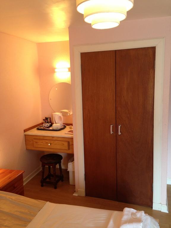 The White Swan Hotel Duns Rom bilde